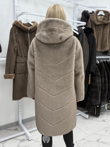 Жіноча двостороння екошубка / екодублянка з капюшоном, 100 см 2527-100 ч/беж  фото